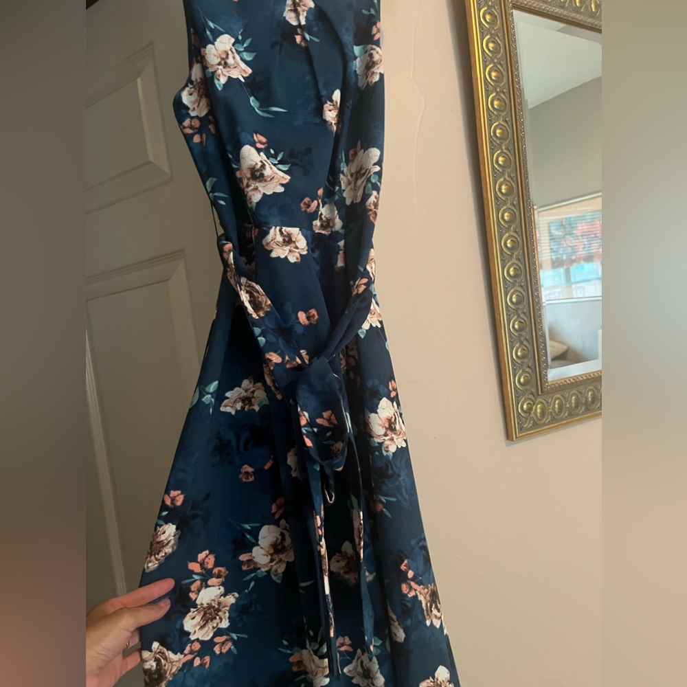 Beautiful dress!